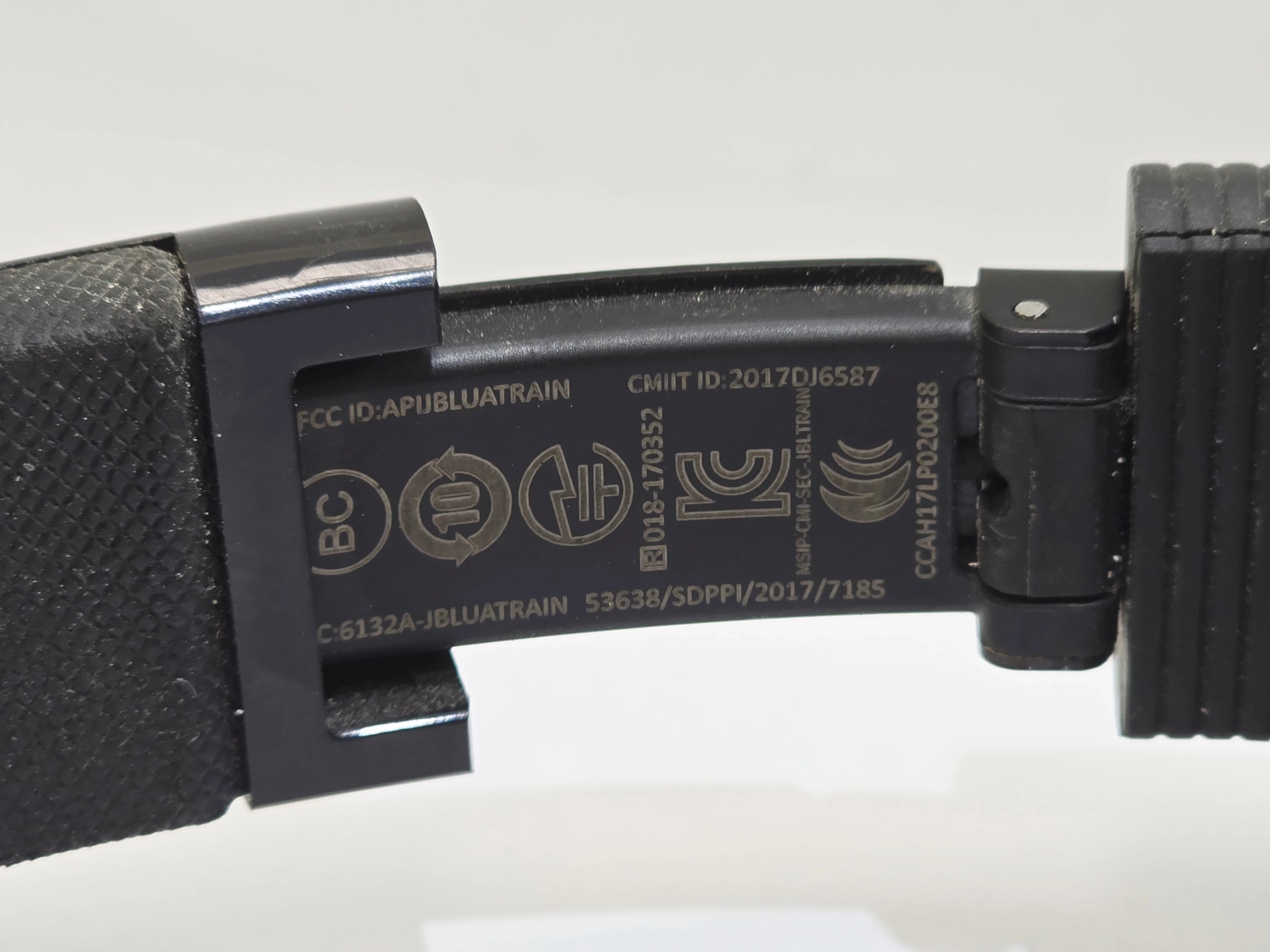 sluchawki-jbl-under-armour-on-ear-train-sport-marka-248811-974486