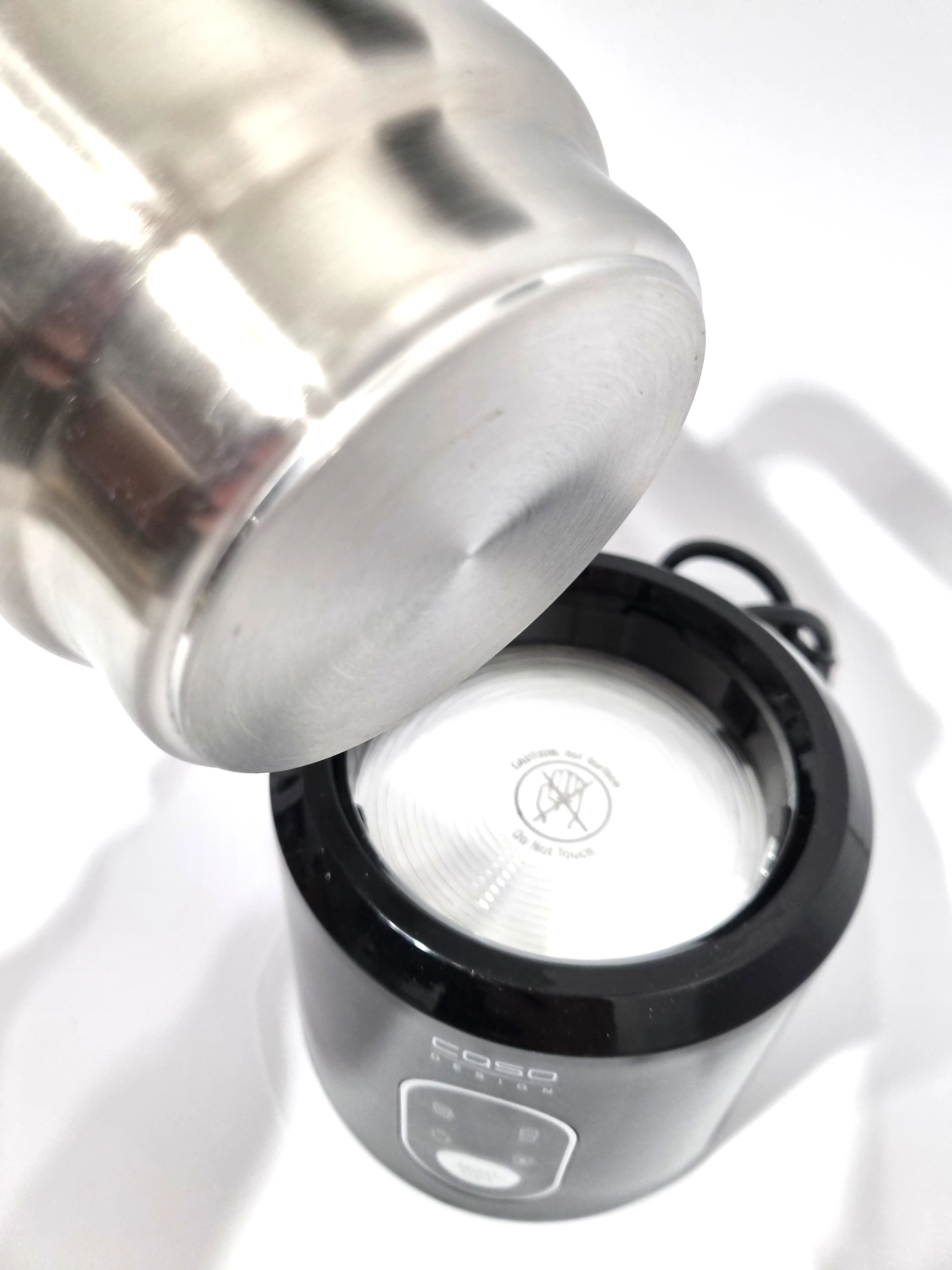 spieniacz-do-mleka-caso-cremachoco-black-1665-kod-producenta-1665