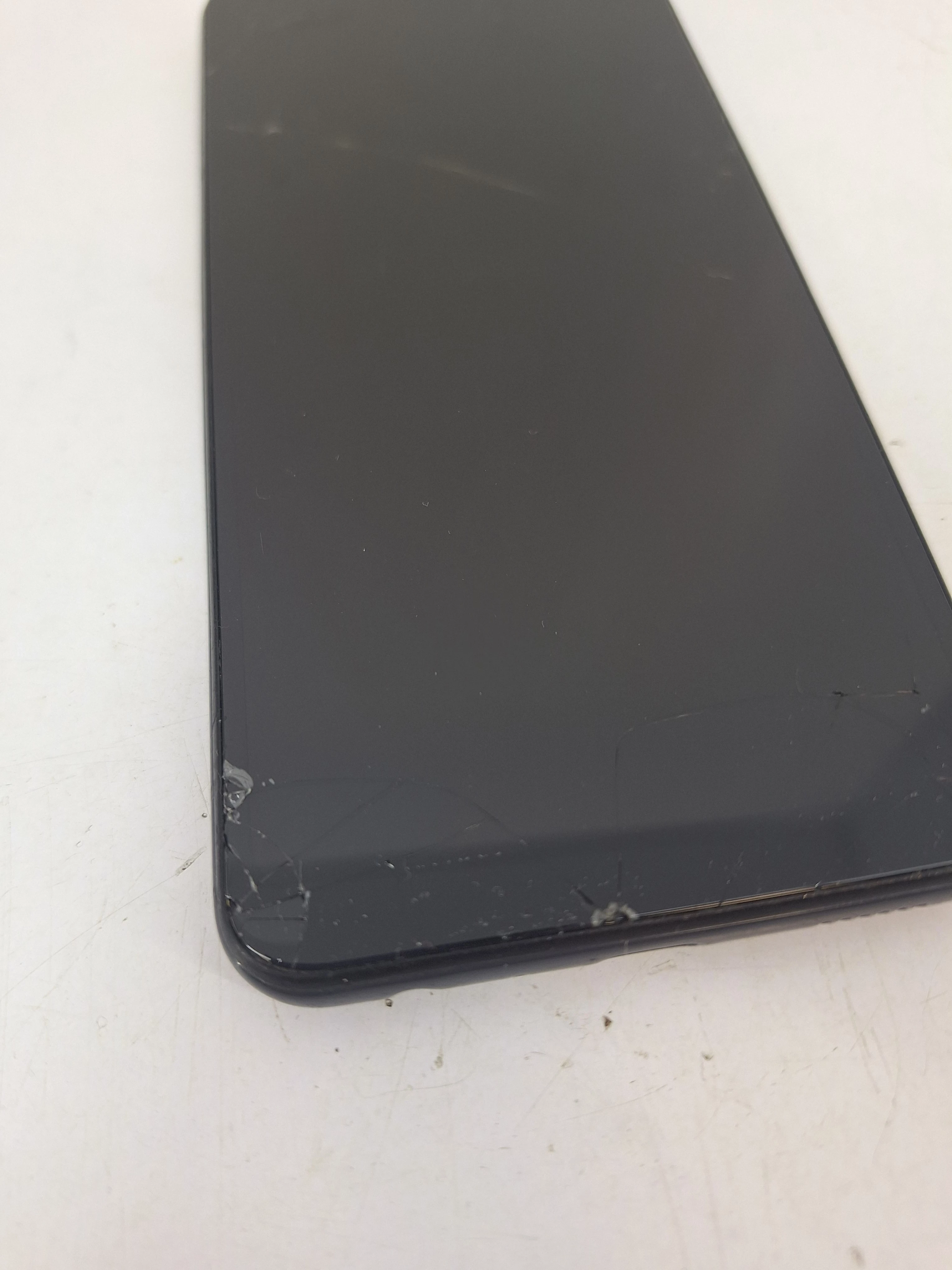 telefon-samsung-galaxy-a13-64gb-kod-producenta-o-samsungala13blck