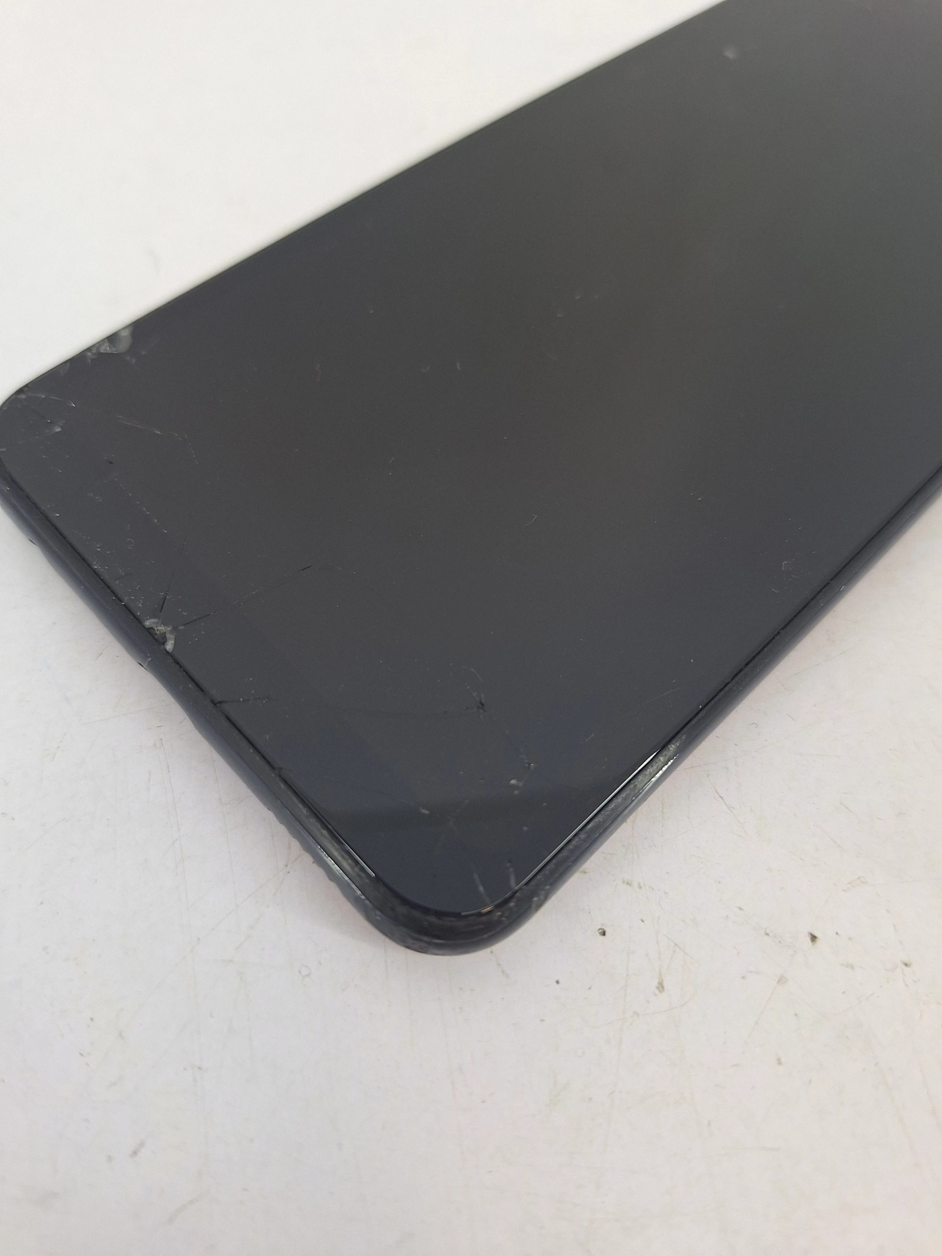 telefon-samsung-galaxy-a13-64gb-wbudowana-pamiec-202869-214193