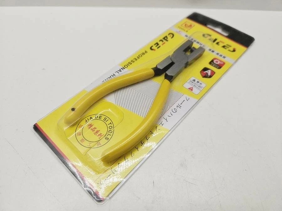 urzadzenie-do-robienia-dziurek-w-pasku-dziurkacz-stan-11323-2