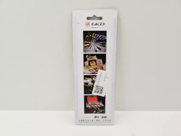 URZĄDZENIE DO ROBIENIA DZIUREK W PASKU DZIURKACZ