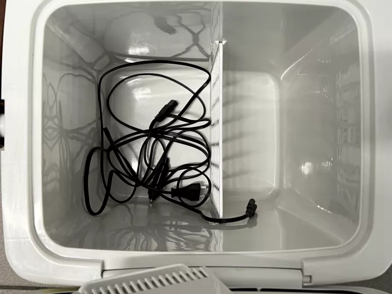 LODÓWKA TURYSTYCZNA PEME ICE-ON ESSENTIAL 23L 12/230V