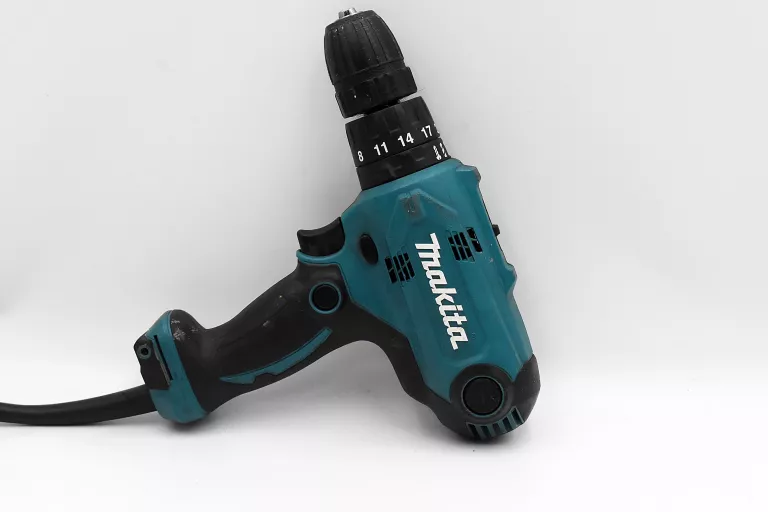 WIERTARKO-WKRĘTARKA UDAROWA MAKITA HP0300