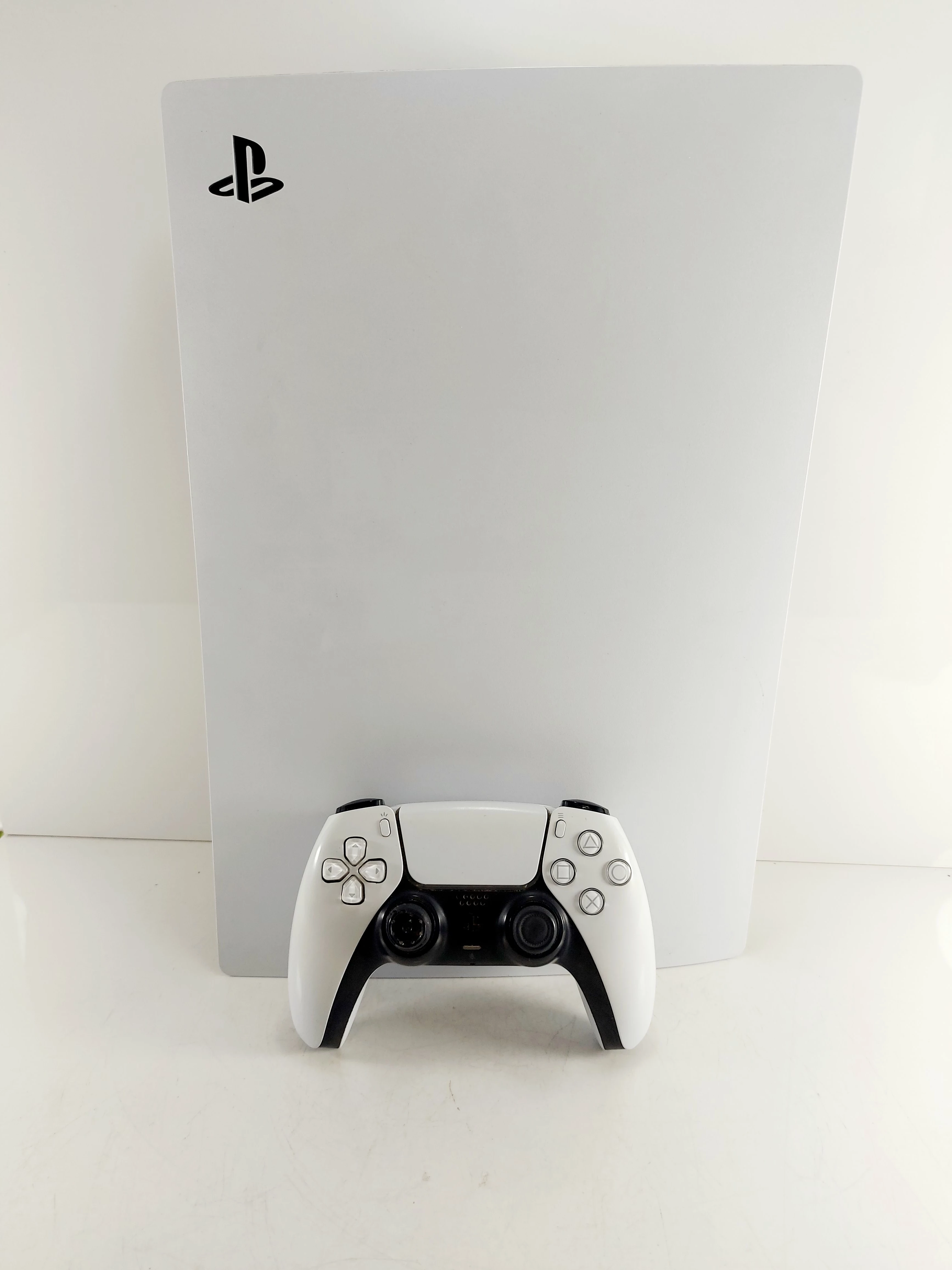 konsola-ps5-slim-1tb-z-napedempad-starolecka-63-poznan-x