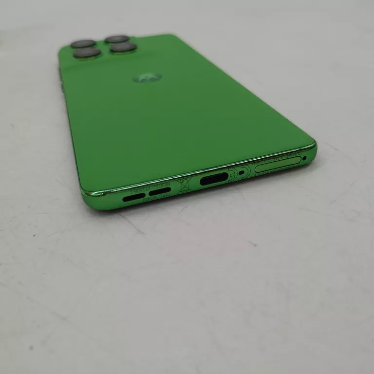 TELEFON MOTOROLA EDGE 60 12/512 GB