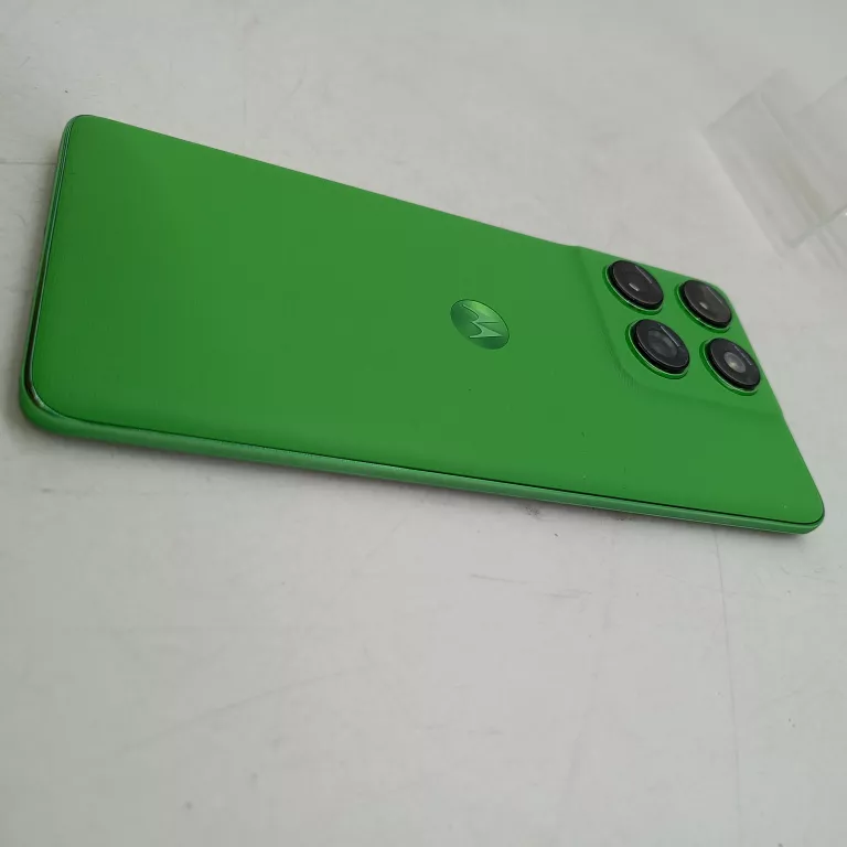 TELEFON MOTOROLA EDGE 60 12/512 GB