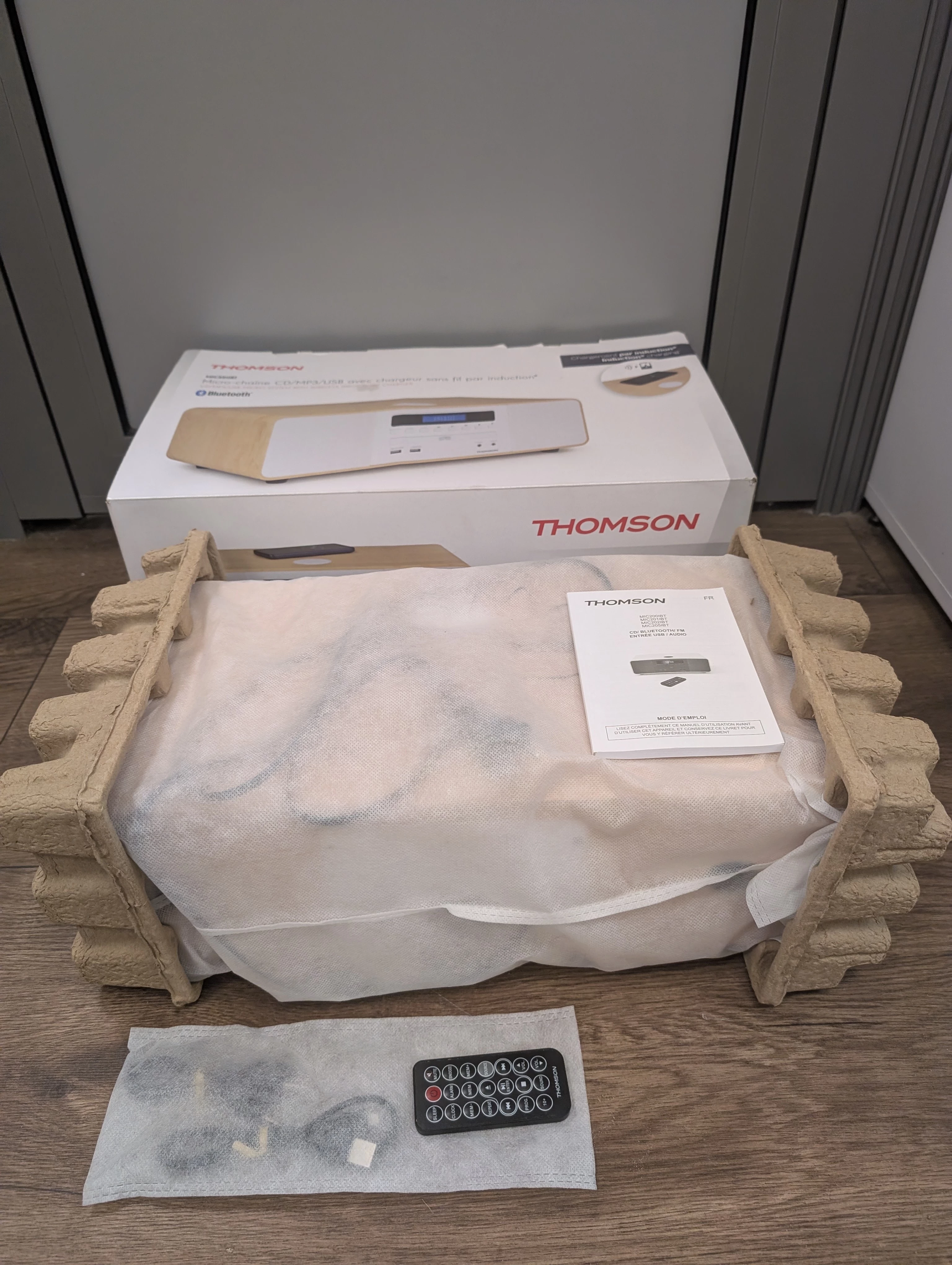 miniwieza-stereo-thomson-mic201ibt-stan-11323-2