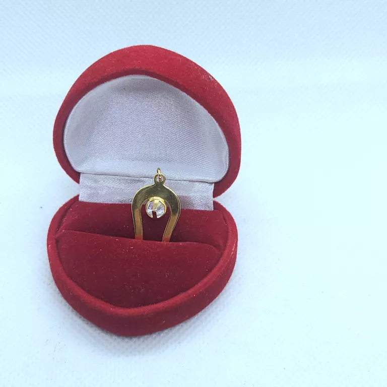 zlota-zawieszka-podkowa-z-kamyczkiem-p585-112-g-ean-gtin-5904501509015