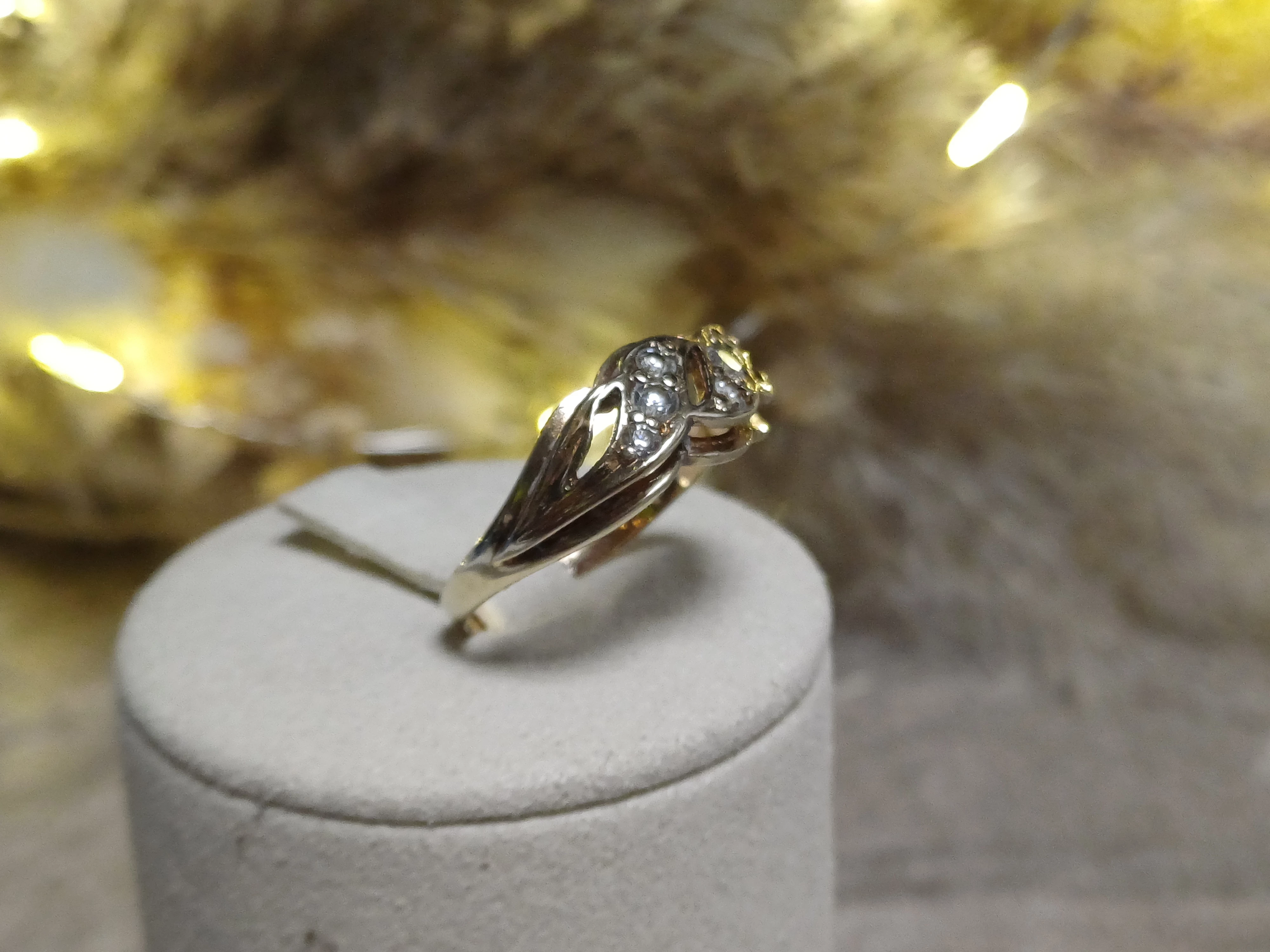 zloty-pierscionek-z-cyrkoniami-p585-r-18-246g-stan-11323-2