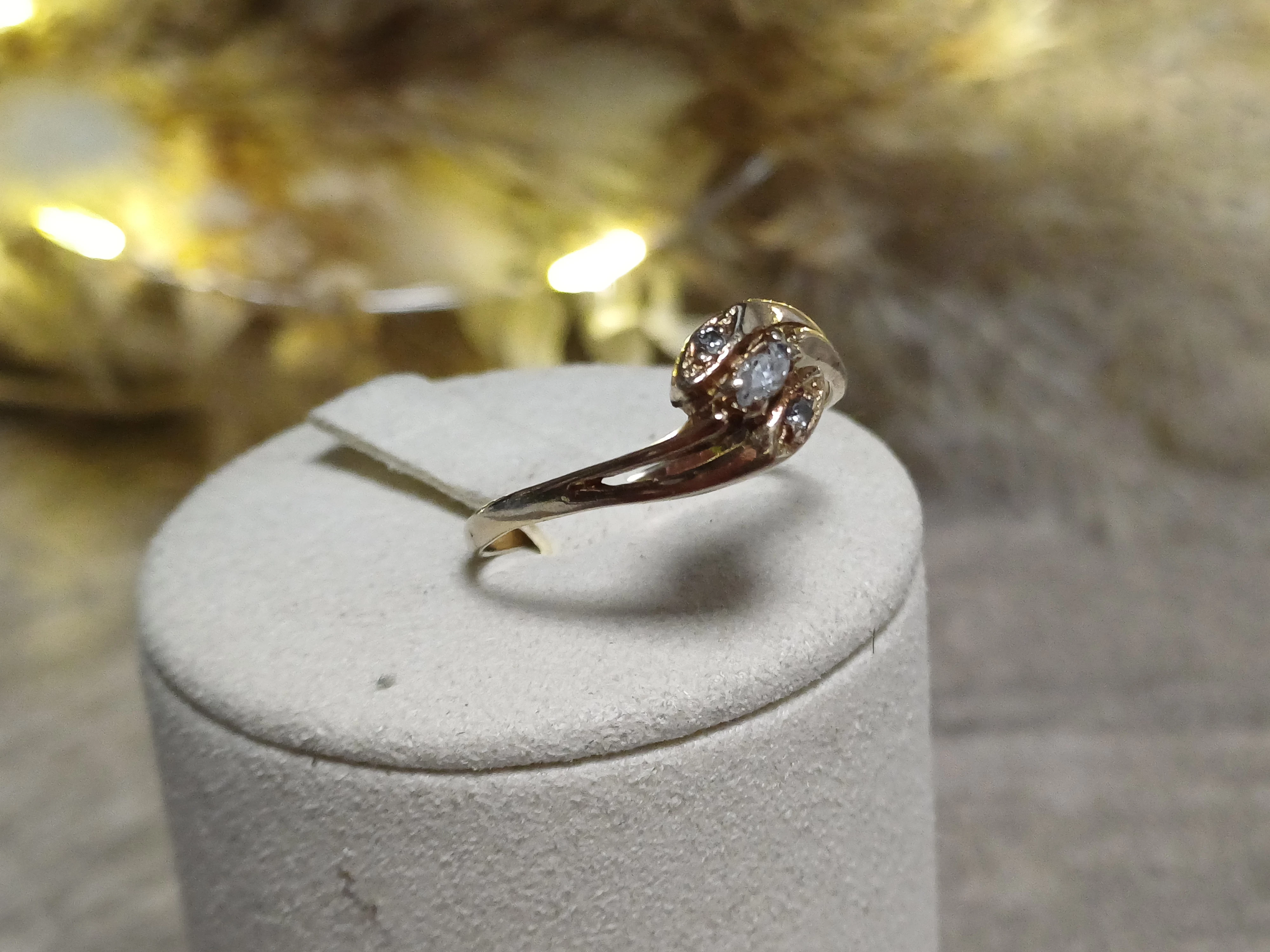 zloty-pierscionek-p585-rozmiar-18-190g-ean-gtin-1231231233