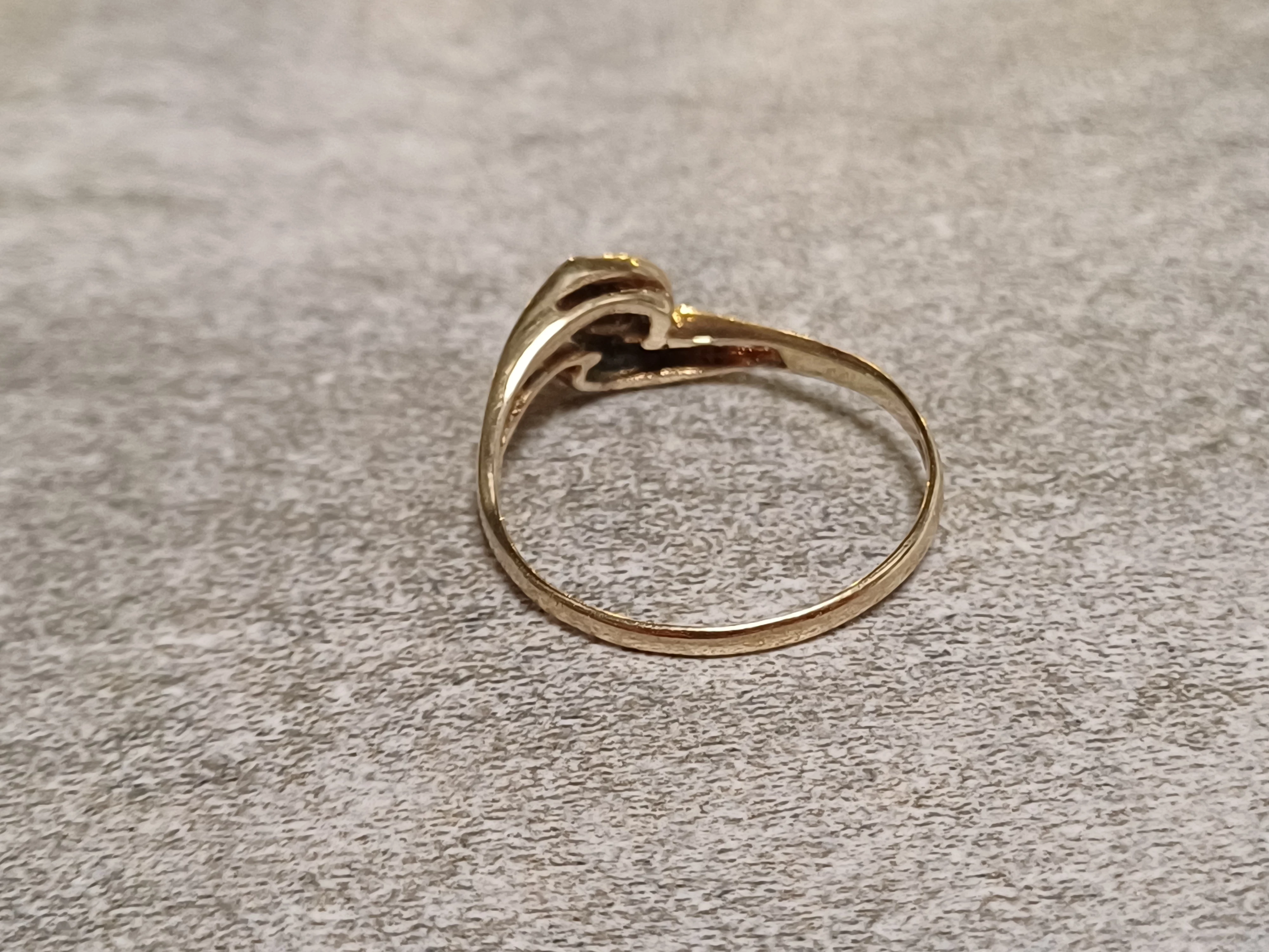 zloty-pierscionek-p585-rozmiar-18-190g-material-15835-2