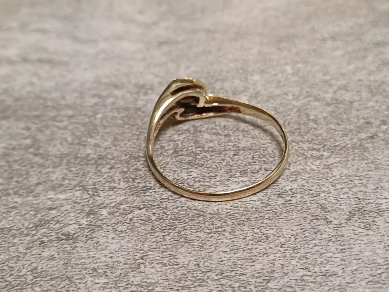 zloty-pierscionek-p585-rozmiar-18-190g-material-15835-2