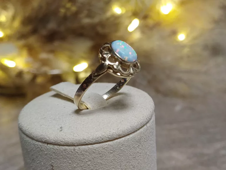 zloty-pierscionek-z-kamieniem-p585-rozmiar-19-252g-material-15835-2