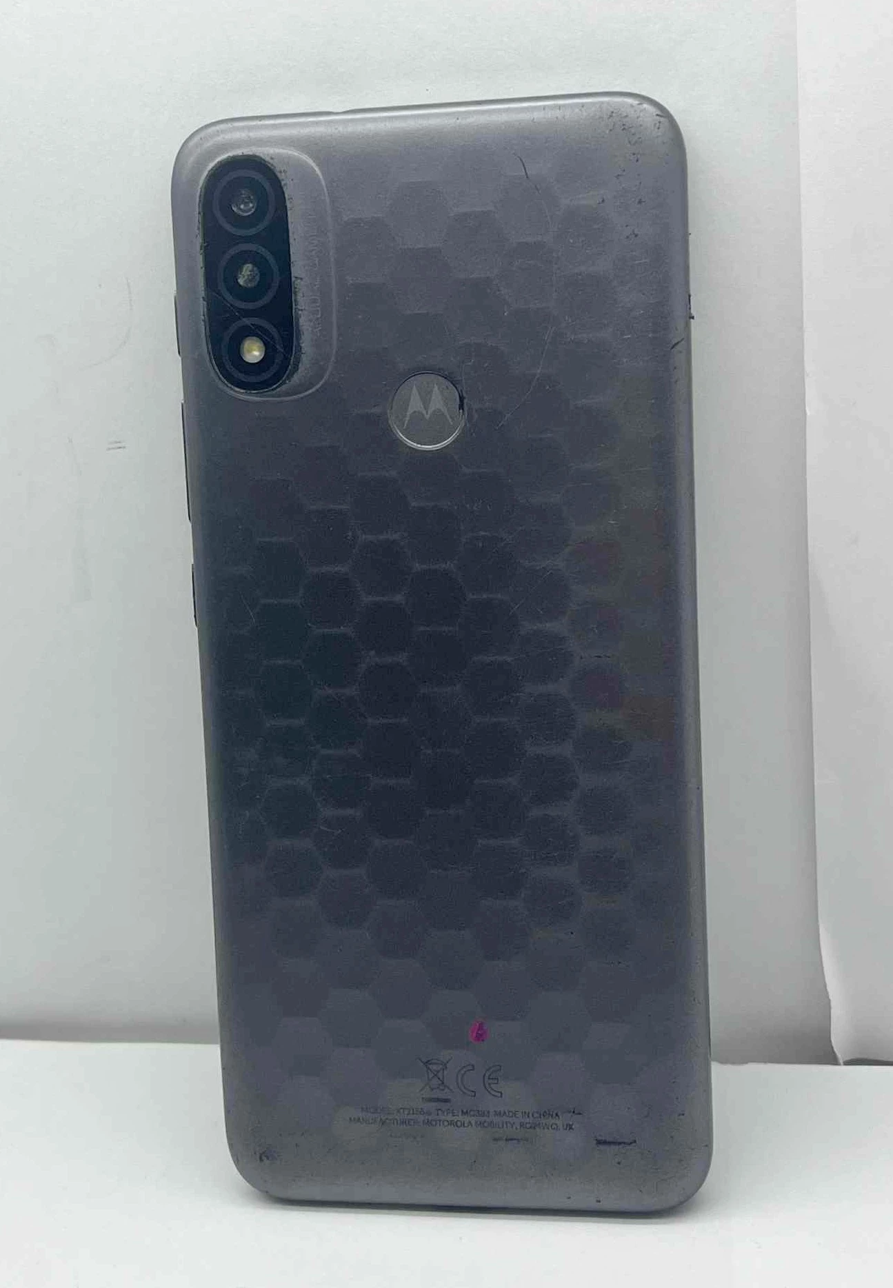 telefon-motorola-moto-e20-232gbpekniecie-na-aparacie-przekatna-ekranu-65