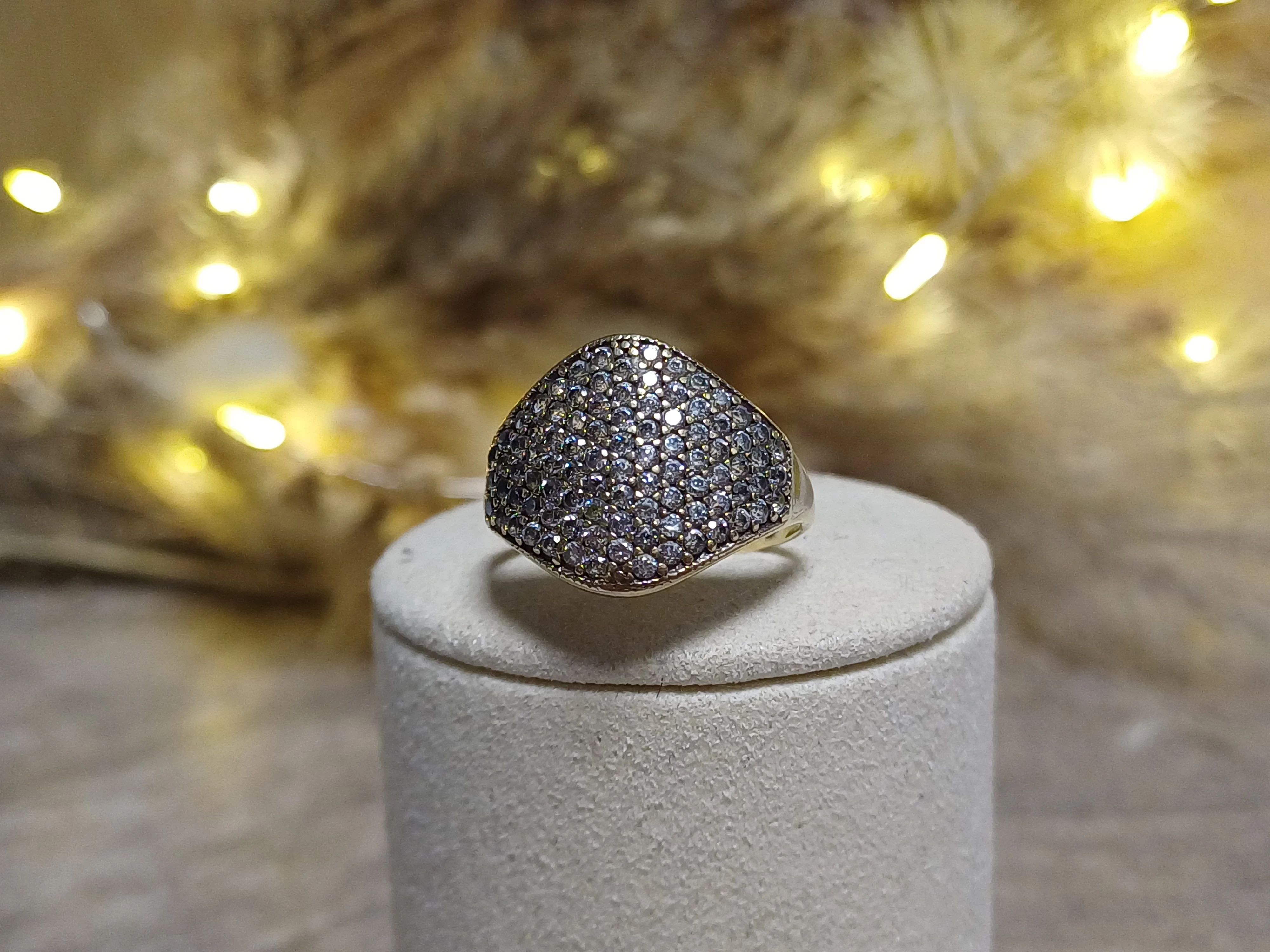 piekny-zloty-pierscionek-z-cyrkoniami-p333-rozmiar-18-302g-rozmiarsrednica-wew-mm-372-18