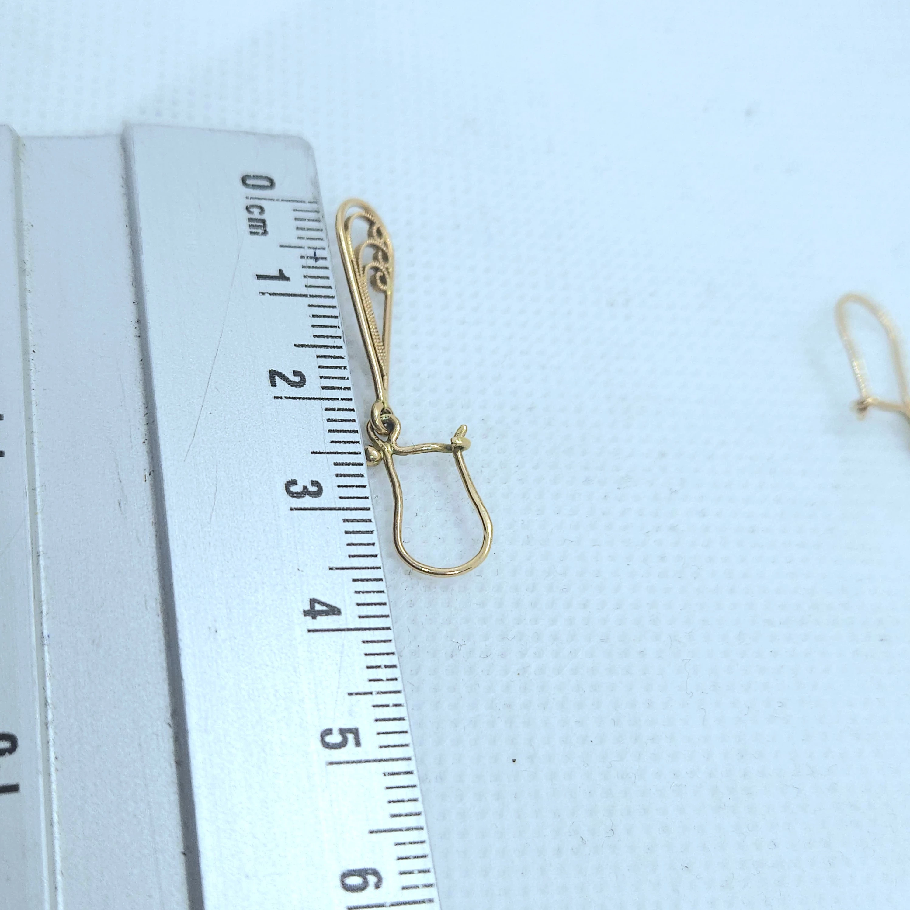 klasyczne-wiszace-zlote-kolczyki-p585-191-g-kamien-17088-524288