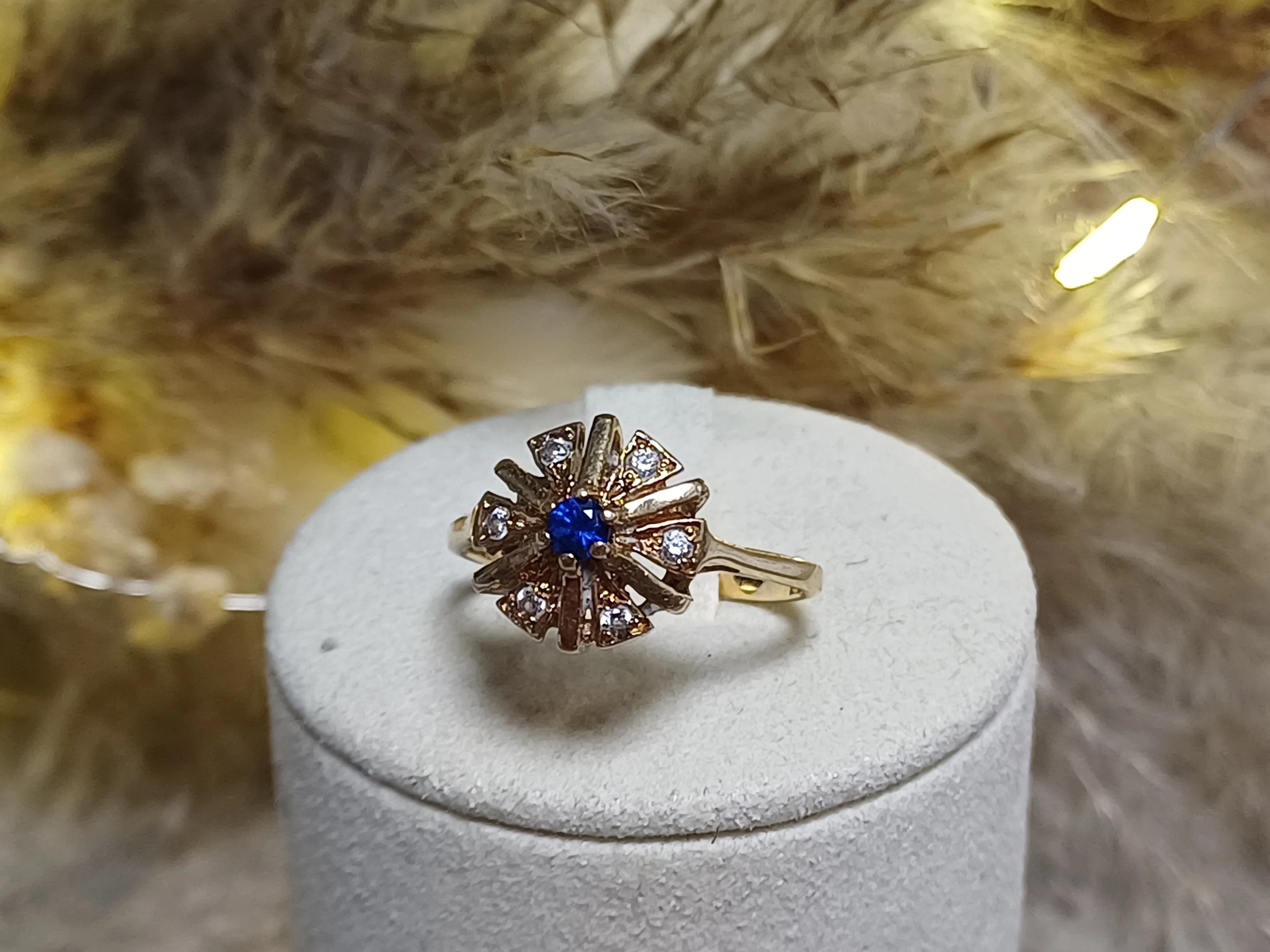 piekny-zloty-pierscionek-z-chabrowym-oczkiem-p585-rozmiar-13-ean-gtin-1231231233