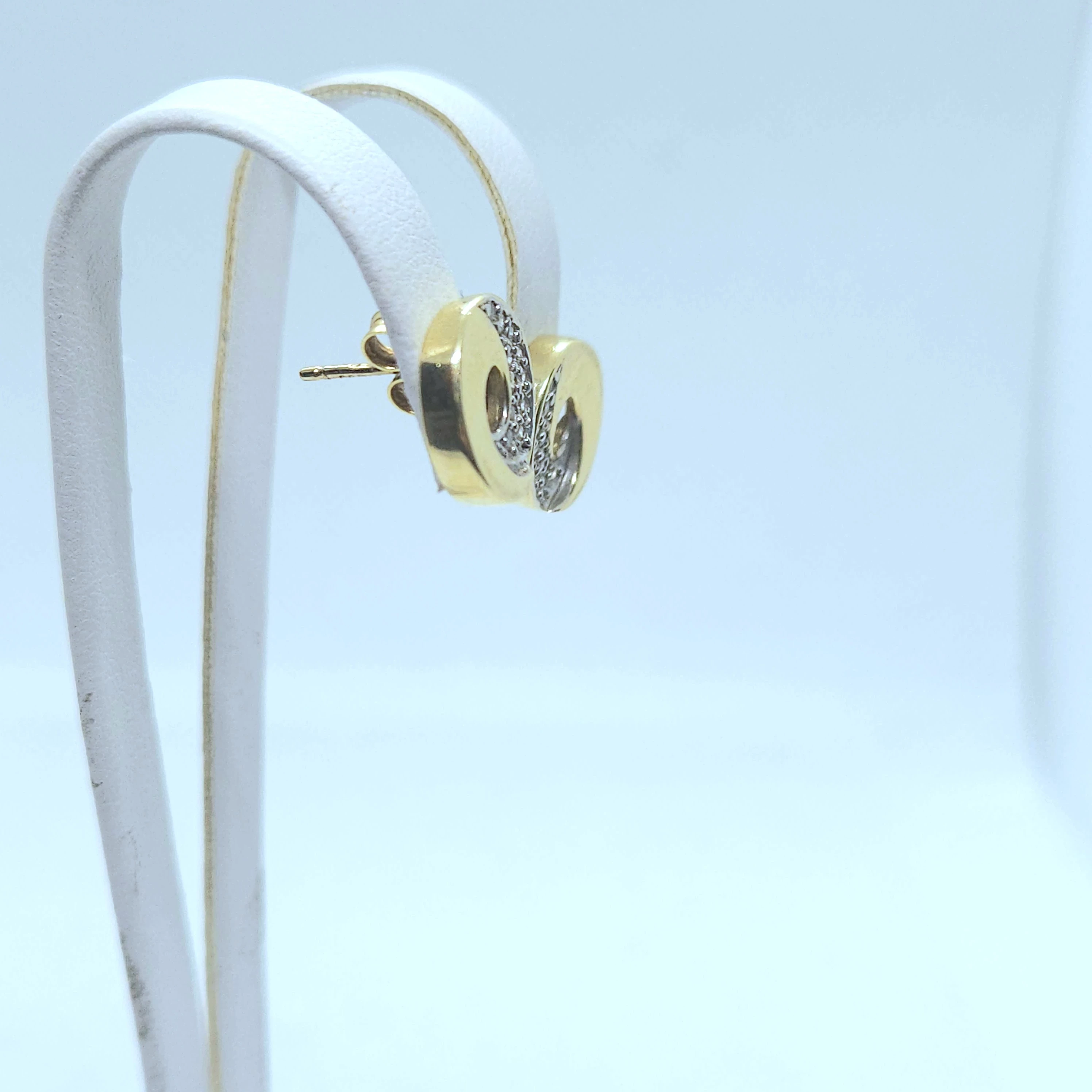 piekne-zlote-kolczyki-sztyfty-p585-363-g-stan-11323-2