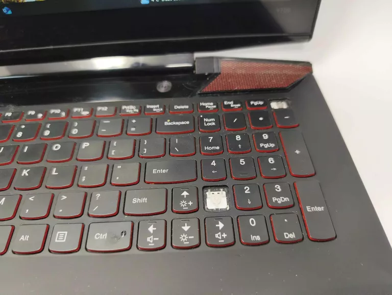 laptop-lenovo-legion-y700-seria-procesora-4366-1862379