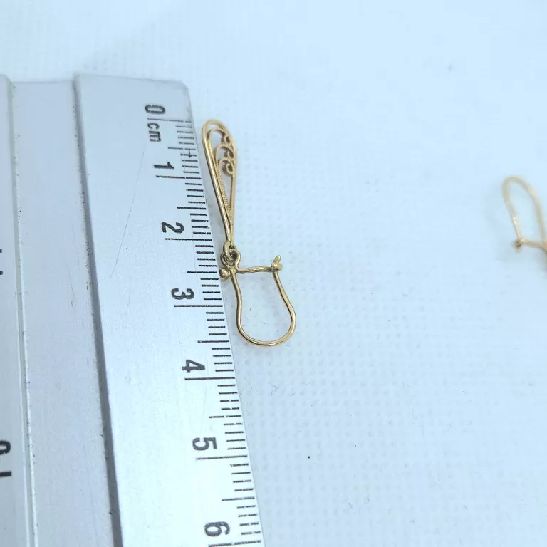 klasyczne-wiszace-zlote-kolczyki-p585-191-g-kamien-17088-524288