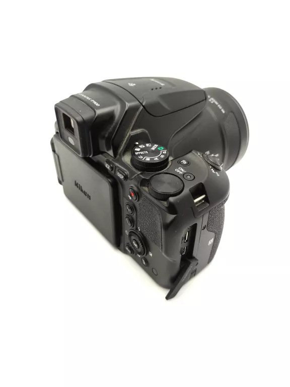 aparat-nikon-coolpix-p900-ladowarka-rozdzielczosc-1600