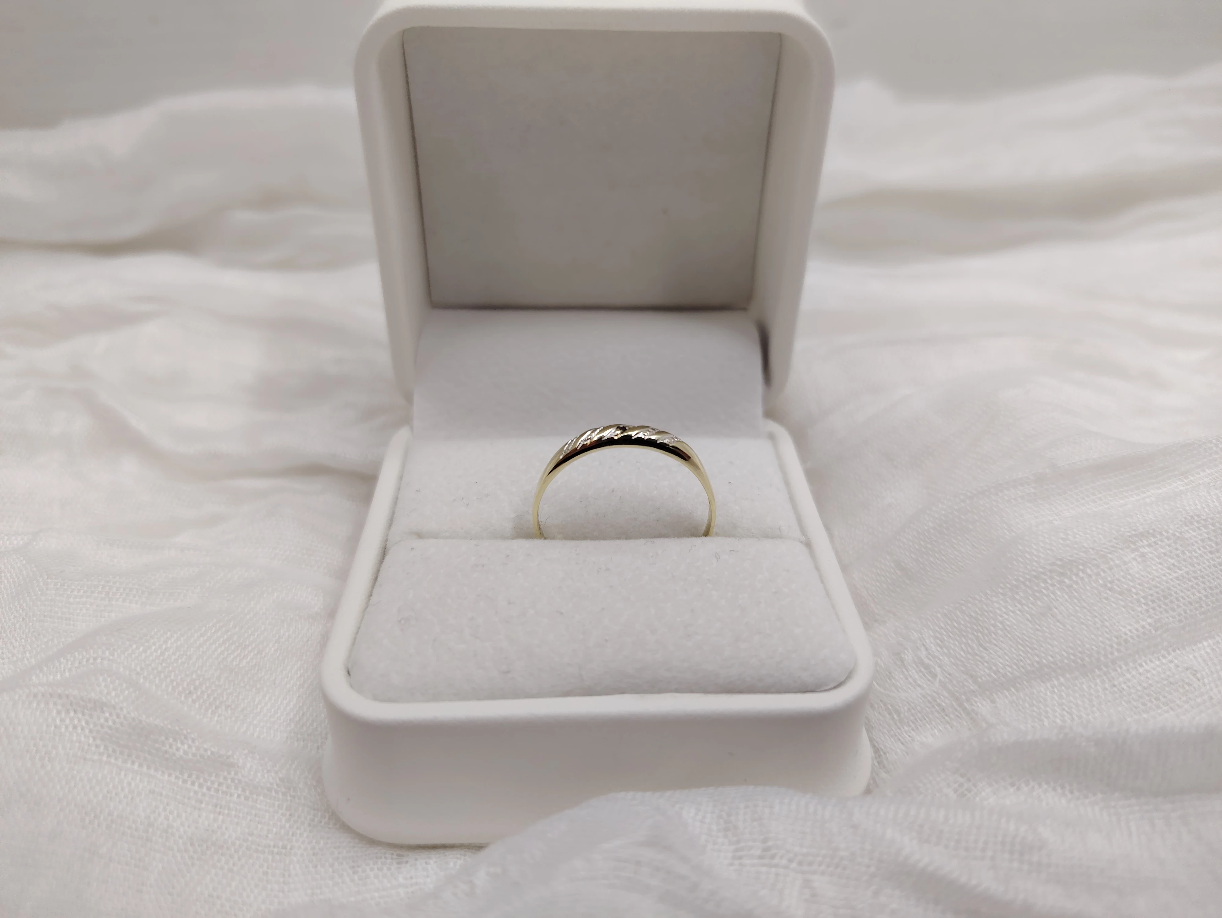 zloty-pierscionek-585-107g-r20-kamien-17088-524288