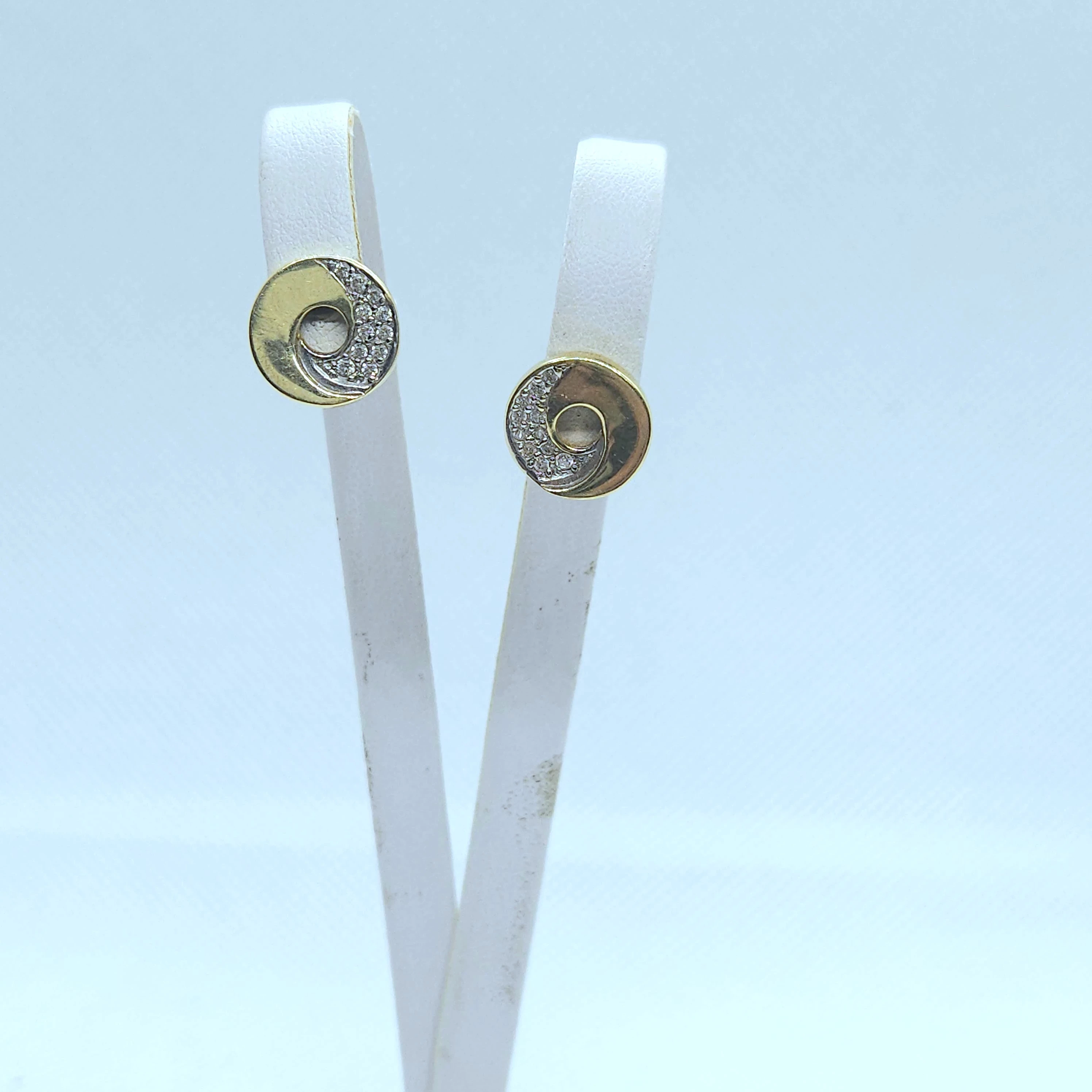 piekne-zlote-kolczyki-sztyfty-p585-363-g-staromiejska-6-jawor