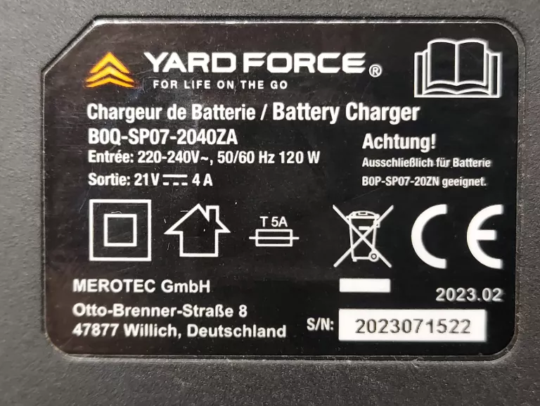 PODWÓJNA ŁADOWARKA YARD FORCE 20V 2X2A ALC40D