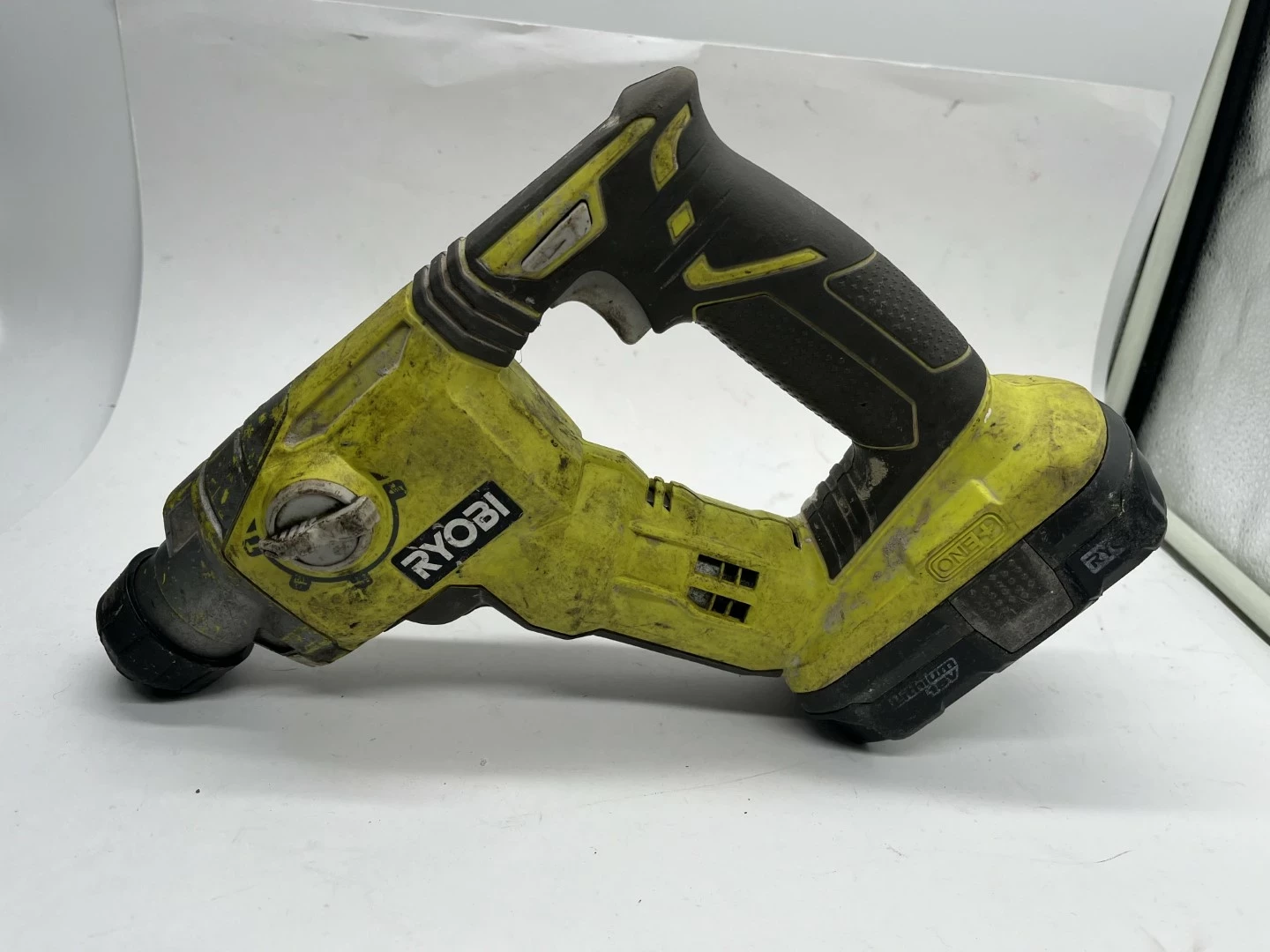 mlotowiertarka-ryobi-r18sds-akumulator-2ah-ean-gtin-5907917732855