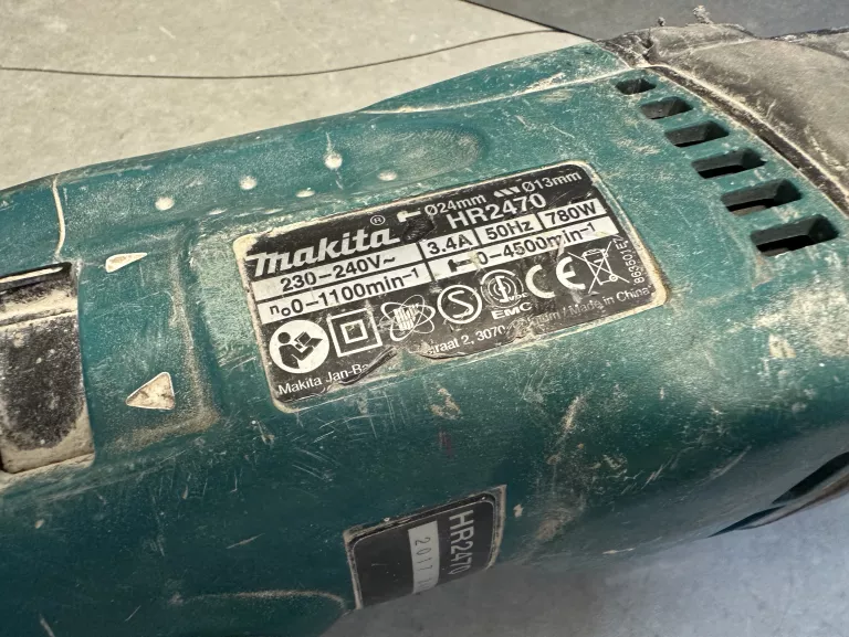 MŁOTOWIERTARKA MAKITA HR2470