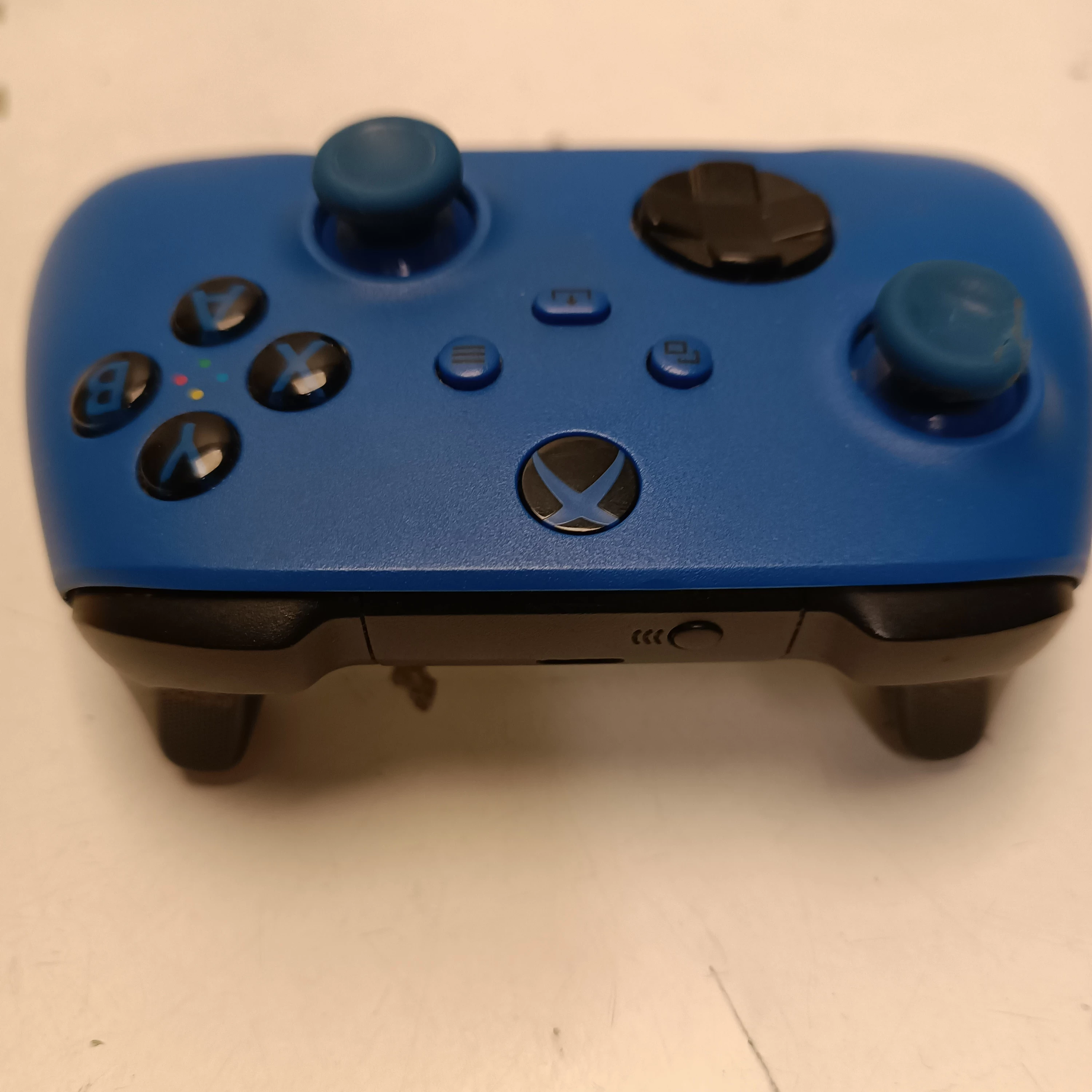 pad-microsoft-xbox-model-1914-kod-producenta-wl3-00082