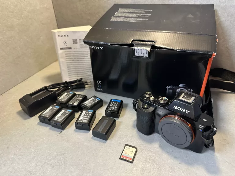 APARAT SONY ALPHA A7S BODY (ILCE-7S)+ BATERIE ŁĄDOWARKAA PUDEŁKO