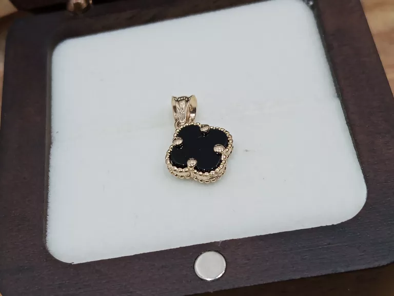 ZŁOTA ZAWIESZKA Z KONICZYNĄ MAROKAŃSKĄ 585 - 0,72G.