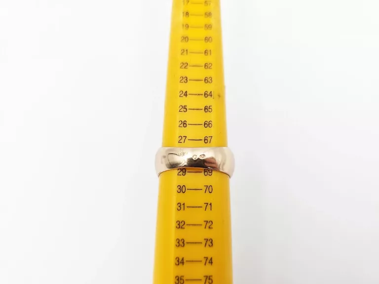 OKAZAŁY ZŁOTY PIERŚCIONEK 585 R. 28