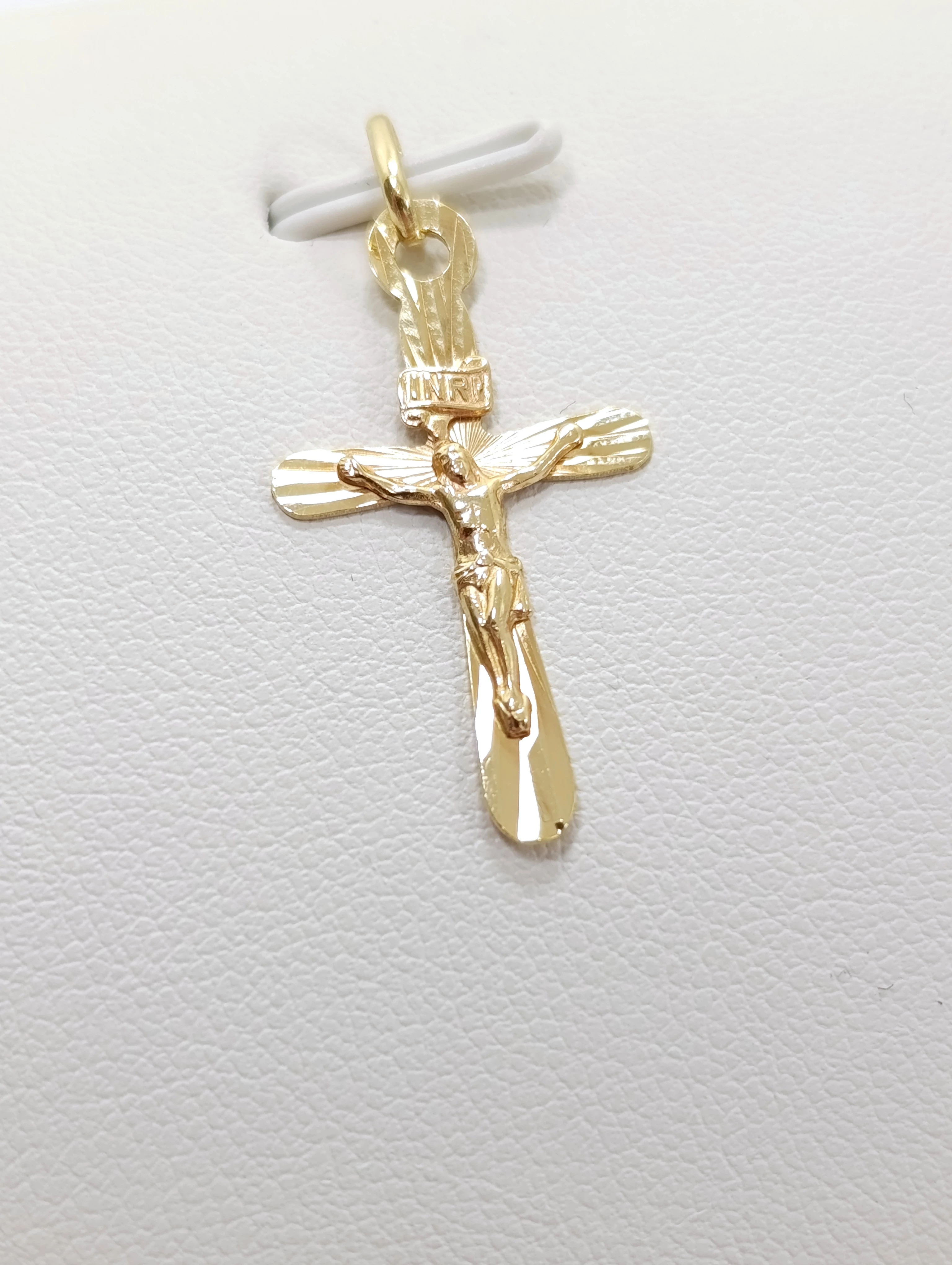 zloty-krzyzyk-pr585-088g-aleje-jerozolimskie-33-warszawa-boonum