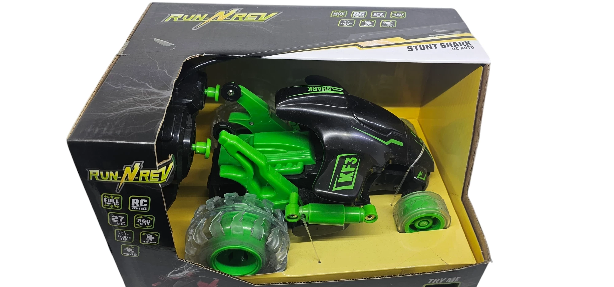 samochodzik-zdalniesterowany-run-n-rev-stunt-shark-stan-11323-238058