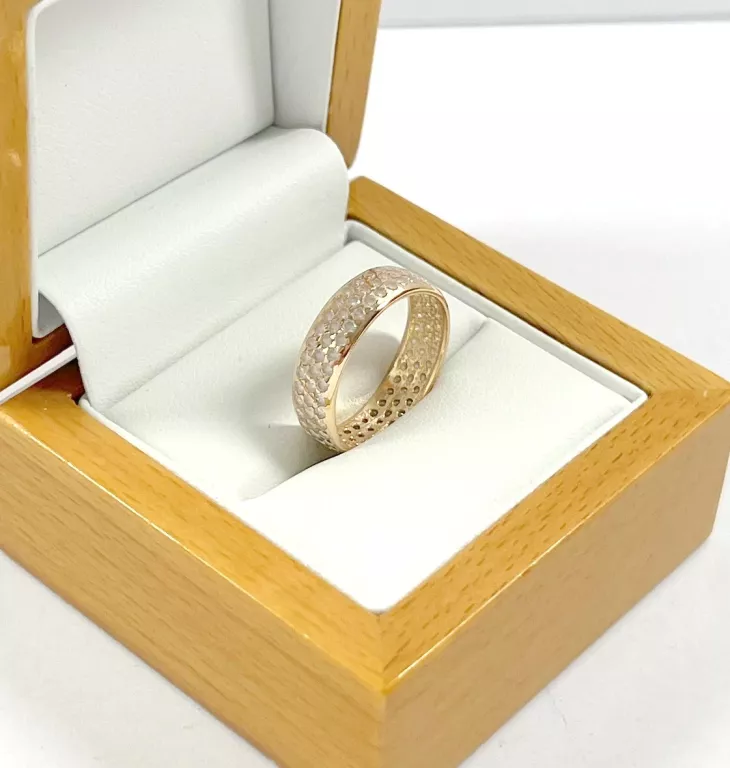 ZŁOTY PIERŚCIONEK Z CYRKONIAMI 585 3,05G R18