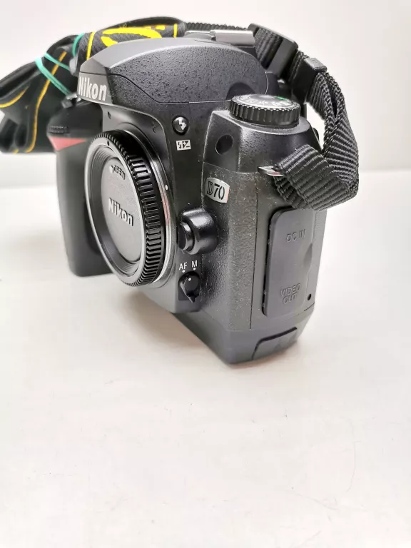 aparat-nikon-d70-body-dwie-baterie-ladowarka-w-zestawie-814-1