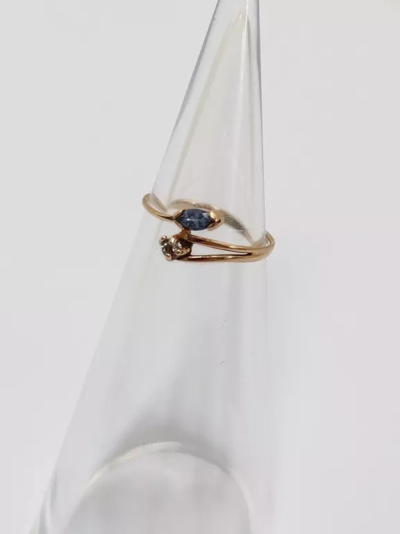 ZŁOTY PIERSCIONEK PR.585 R.8 0,9G