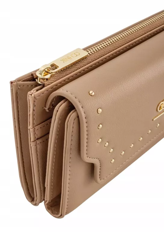 OCHNIK DUŻY BEŻOWY PORTFEL DAMSKI Z DŻETAMI POREC-0378-82