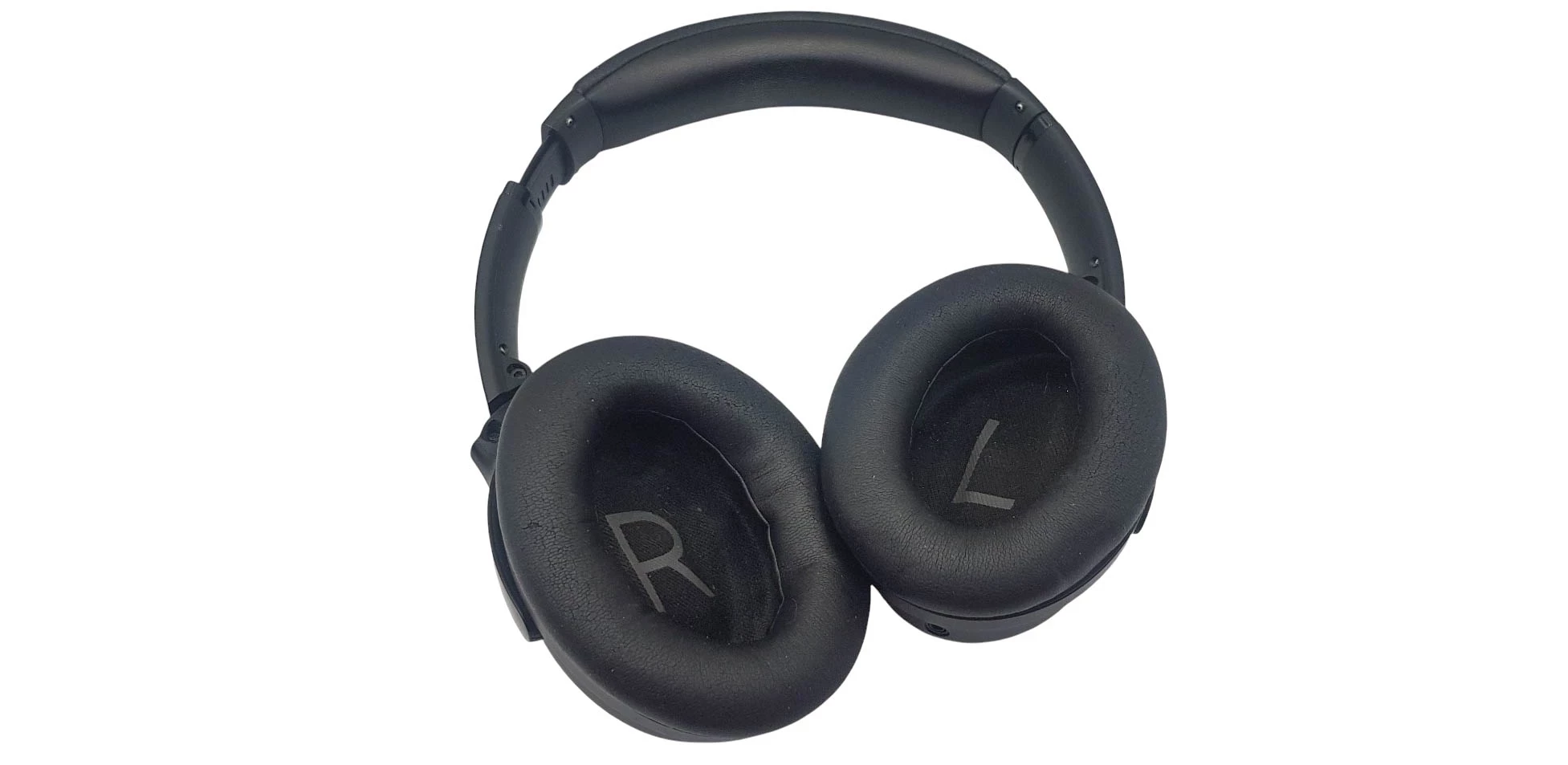 sluchawki-bezprzewodowe-nauszne-bose-quietcomfort-45-stan-11323-2