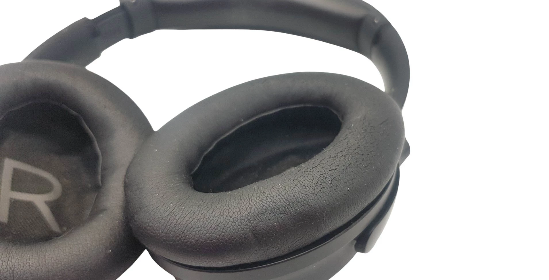 sluchawki-bezprzewodowe-nauszne-bose-quietcomfort-45-kolor-dominujacy-129357-3