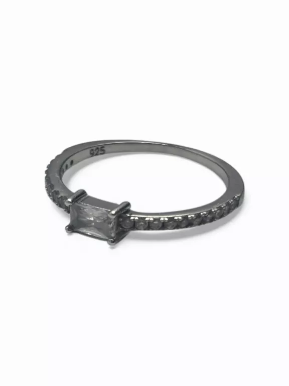 STYLOWY SREBRNY PIERŚCIONEK Z CYRKONIAMI PR 925/1,48G