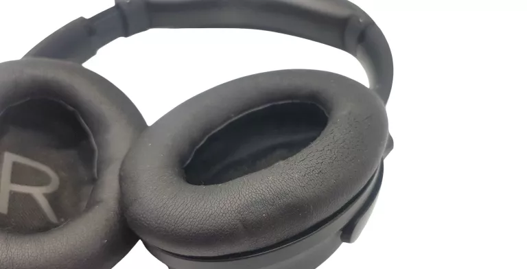 sluchawki-bezprzewodowe-nauszne-bose-quietcomfort-45-kolor-dominujacy-129357-3