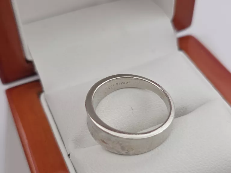 SREBRNY PIERŚCIONEK - 925 R.14 4,21G