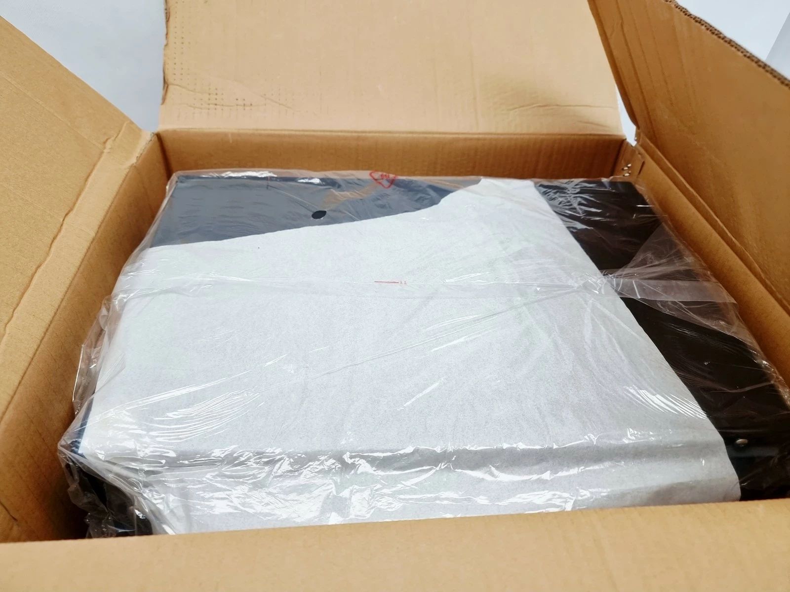 kuchenka-mikrofalowa-gotze-jensen-mo801k-pojemnosc-23000