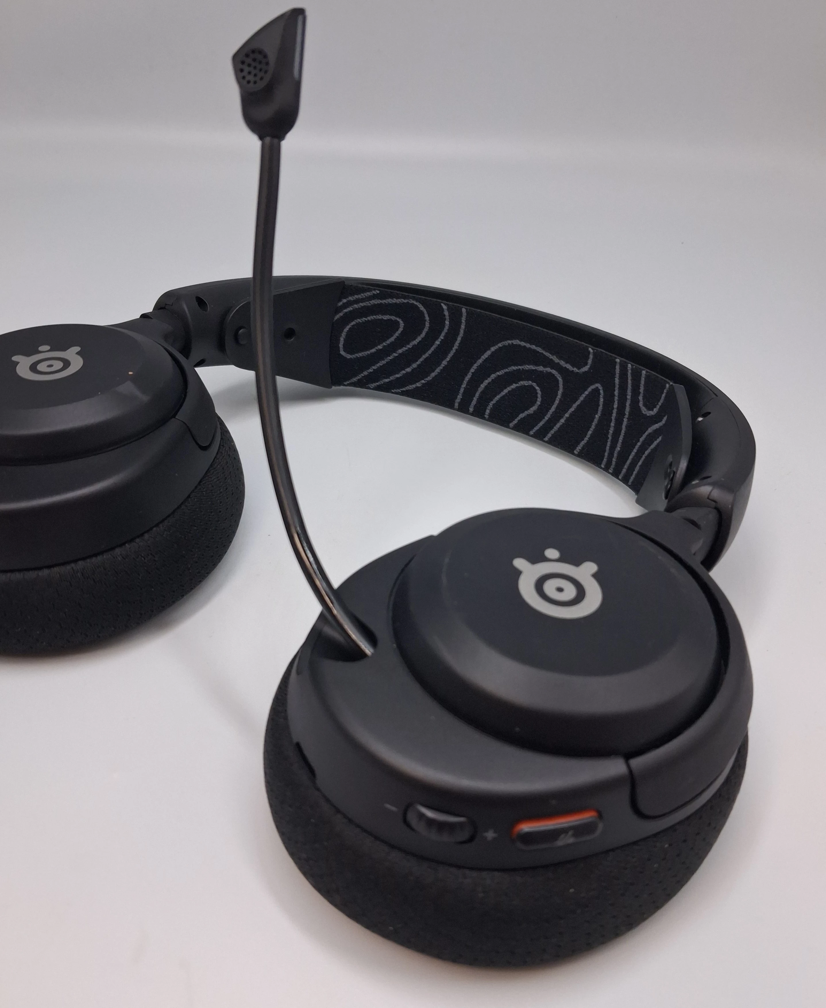 sluchawki-steelseries-arctis-nova-5-wireless-mikrofon-203689-217777
