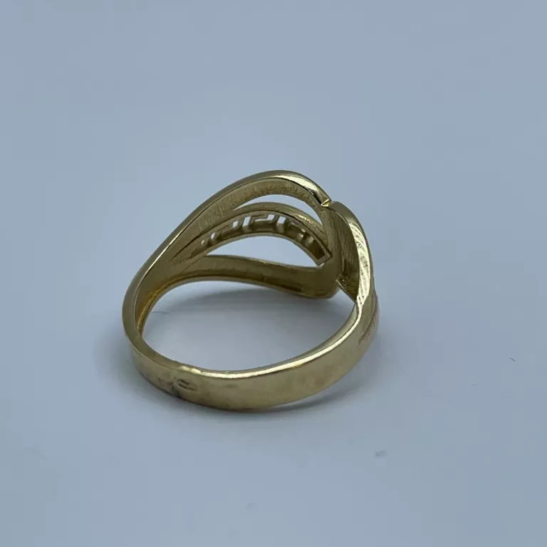 ZŁOTY PIERŚCIONEK AU585 | R. 17 | 2,53 G