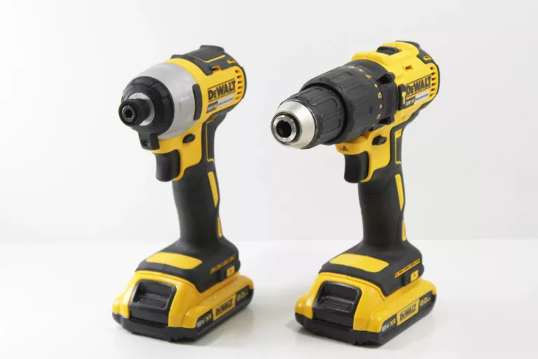 DEWALT 18V ZESTAW COMBO 2-NARZĘDZIOWY DCD778, DCF787